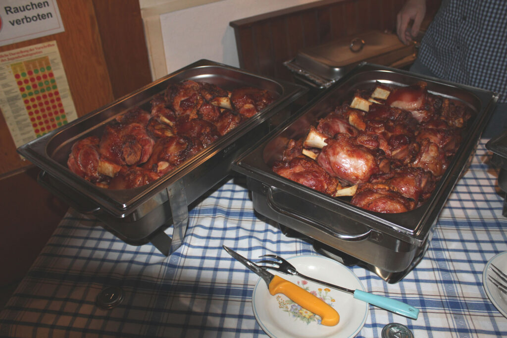 leckere Schweinshaxen